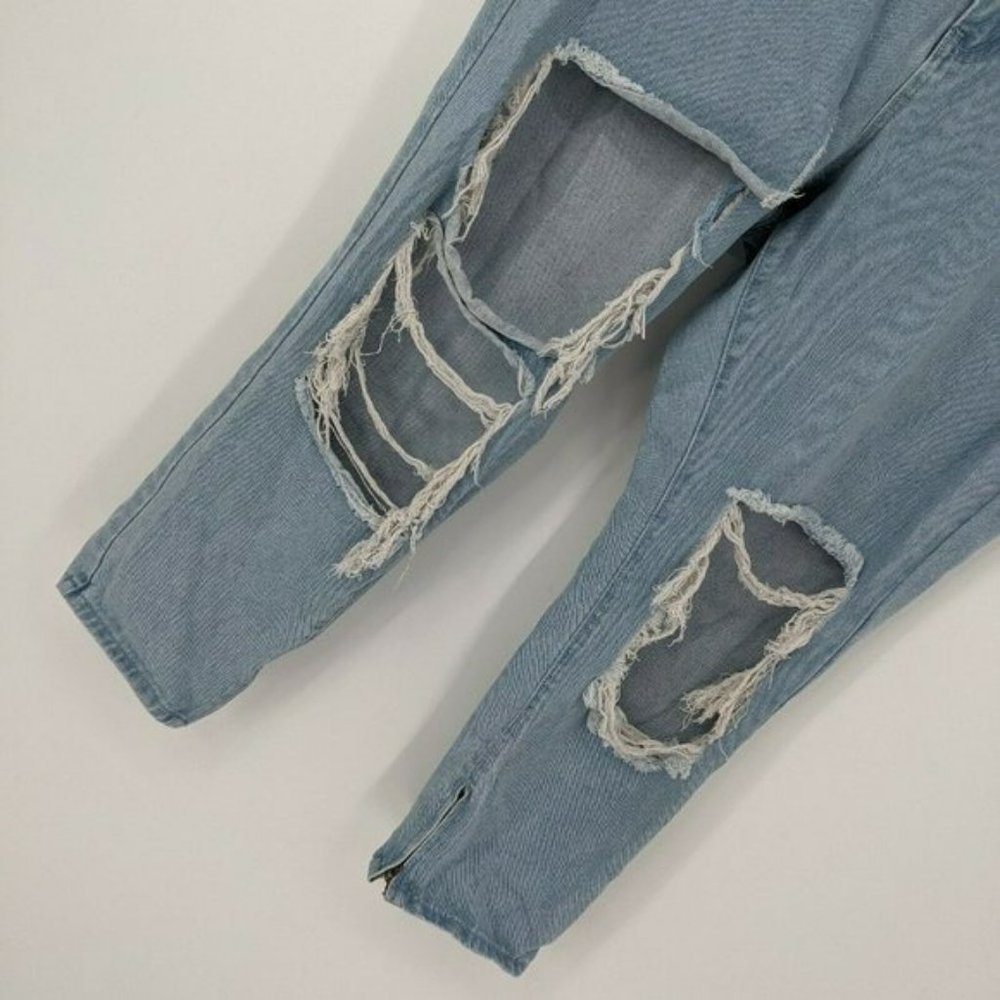 Liquor N Poker Curve 18 Light Wash Blue Distressed Jeans 100% Cotton Plus Size - Picture 5 of 13
